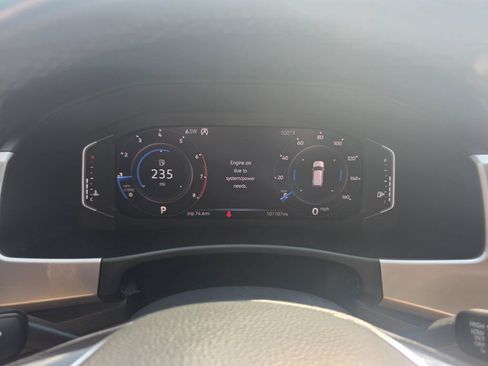 Used 2019 Volkswagen Atlas SEL R-Line FWD image 19