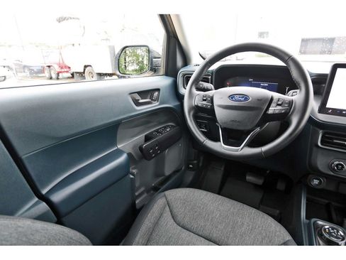 Used 2025 Ford Maverick XLT w/ XLT Luxury Package AWD/4WD image 6