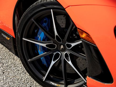 Used 2021 McLaren 765LT image 42