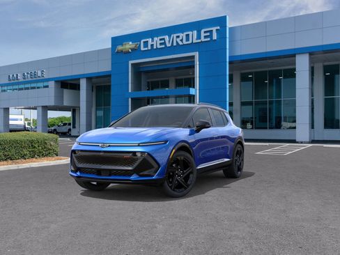 New 2026 Chevrolet Equinox EV RS image 8