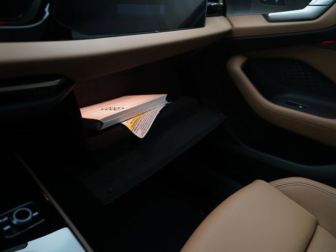 Used 2025 Audi A5 2.0T Prestige w/ 19" Wheel Package image 34