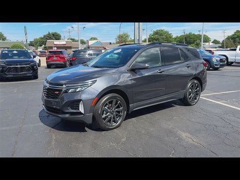 Certified 2023 Chevrolet Equinox RS AWD/4WD image 4