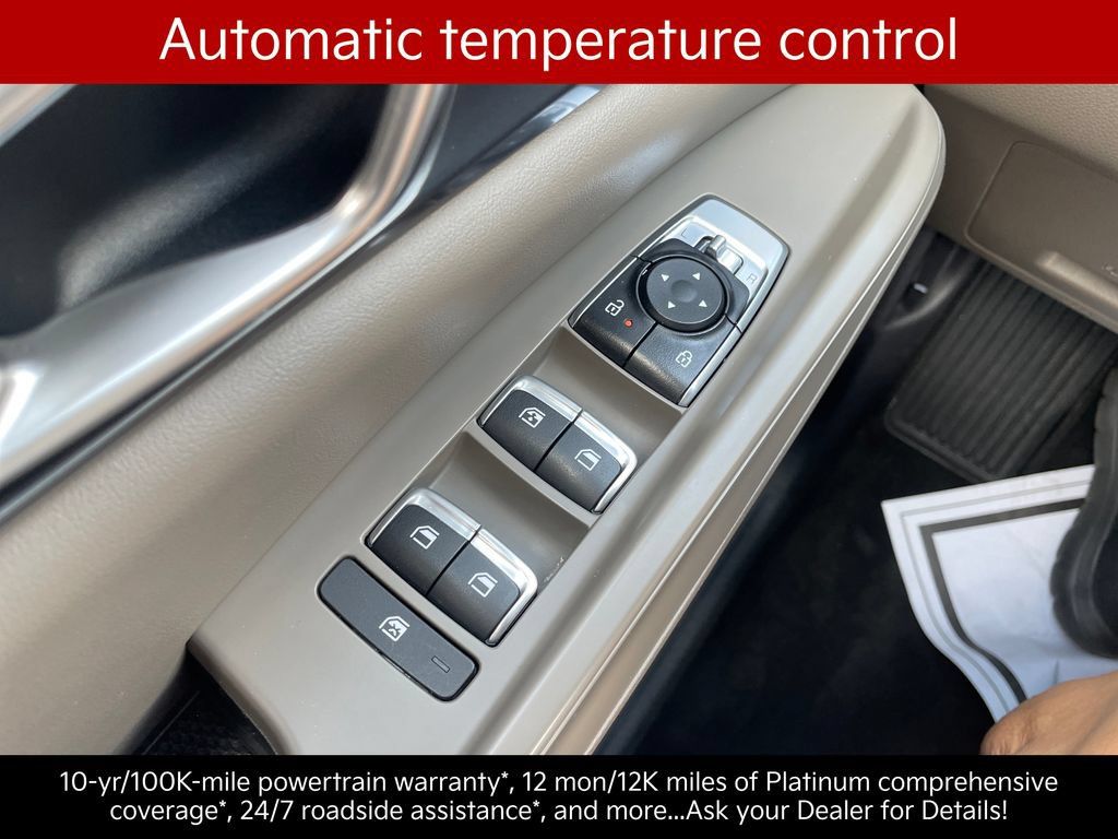 Certified 2026 Kia Carnival LXS FWD image 22
