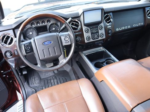 Used 2016 Ford F250 Platinum w/ FX4 Off-Road Package image 12