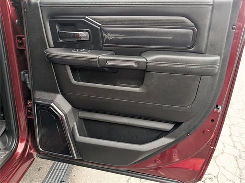 Used 2024 RAM 2500 Limited image 32