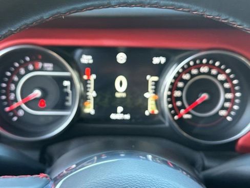 Used 2019 Jeep Wrangler Unlimited Rubicon w/ Dual Top Group image 28