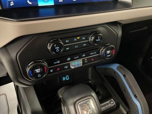 Certified 2023 Ford Bronco Wildtrak AWD/4WD image 8