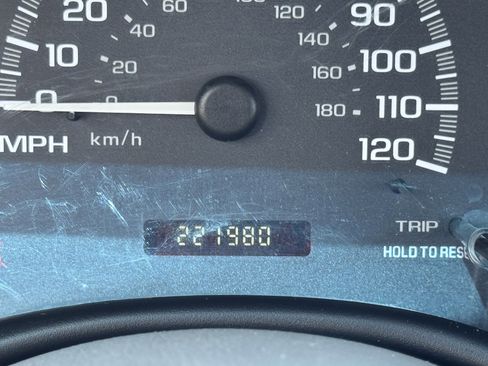 Used 2005 Chevrolet Malibu Classic image 21