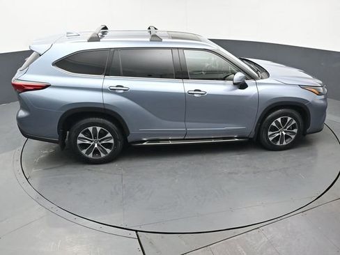 Used 2022 Toyota Highlander XLE image 50