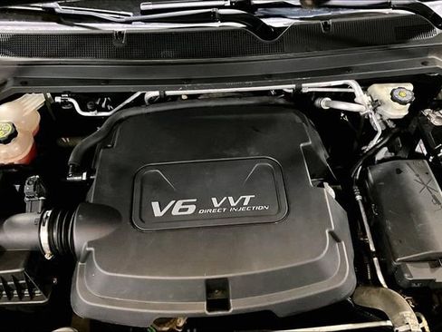 Used 2016 GMC Canyon SLT image 29