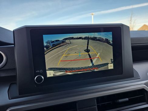 Used 2025 Toyota 4Runner SR5 image 28