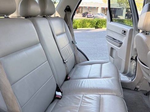 Used 2008 Ford Escape XLT image 13