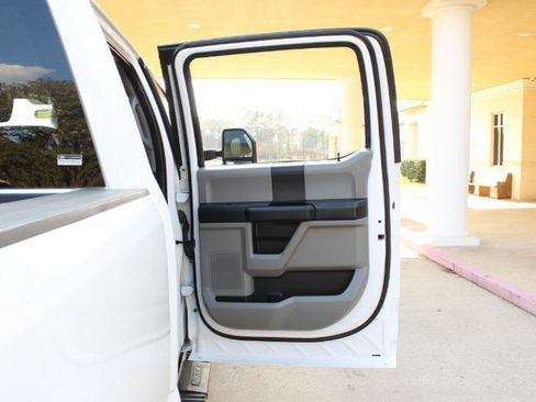 Used 2021 Ford F250 XL w/ Power Equipment Group image 30