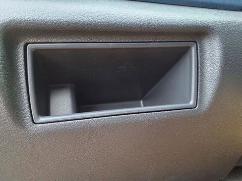 New 2025 Nissan Versa SV w/ Trunk Package image 19