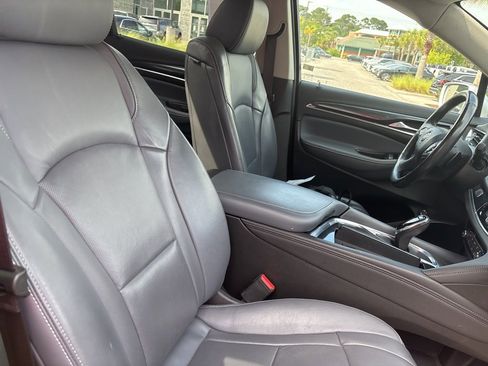 Used 2019 Buick Enclave Premium w/ Experience Buick Package image 36