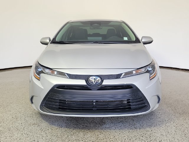 Used 2024 Toyota Corolla LE FWD image 3