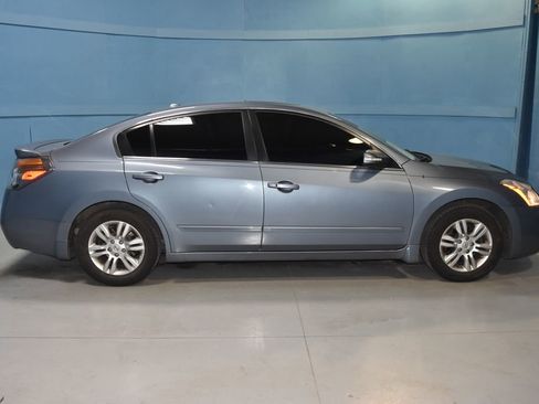 Used 2012 Nissan Altima 2.5 SL w/ Technology Pkg image 20