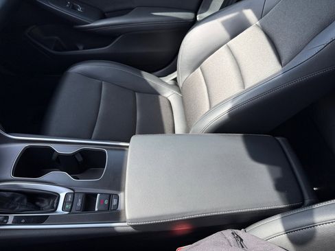 Used 2022 Honda Accord Sport image 14