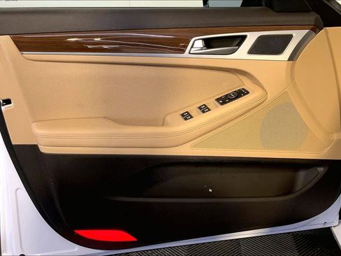 Used 2016 Hyundai Genesis 3.8 image 22