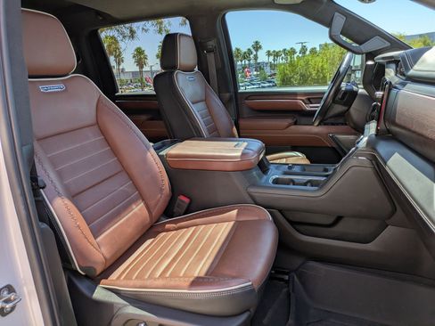 Certified 2024 GMC Sierra 2500 Denali Ultimate w/ Max Trailering Package AWD/4WD image 31