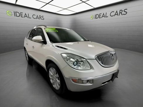 Used 2011 Buick Enclave CXL FWD image 3