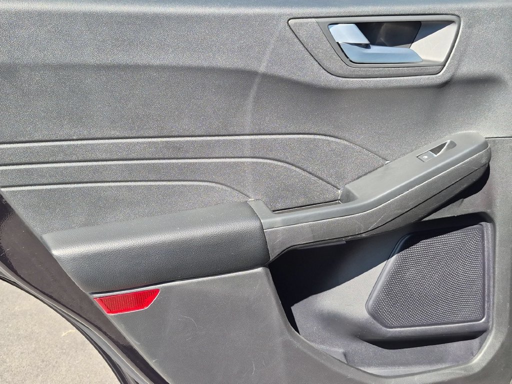 Used 2025 Ford Escape ST-Line AWD/4WD image 27