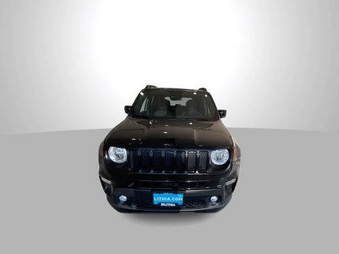 Used 2022 Jeep Renegade Altitude w/ Convenience Group AWD/4WD image 3