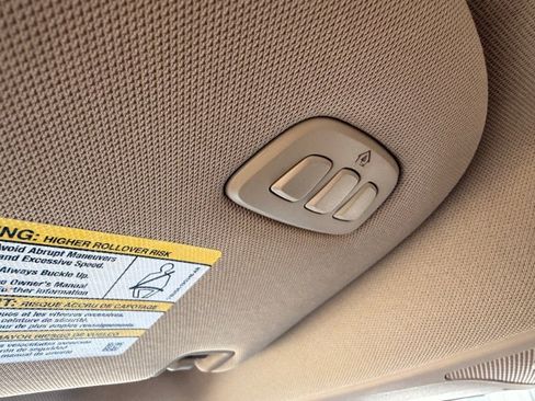Used 2016 Ford F150 Lariat w/ Equipment Group 502A Luxury AWD/4WD image 5