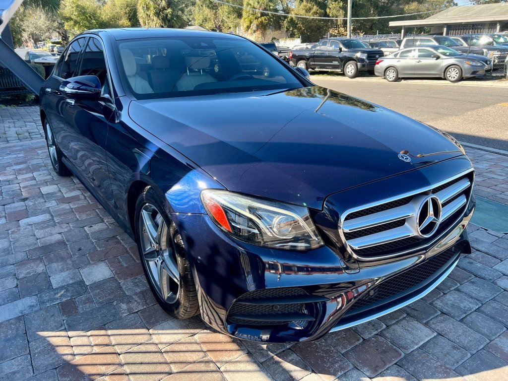Used 2019 Mercedes-Benz E 300 image 3