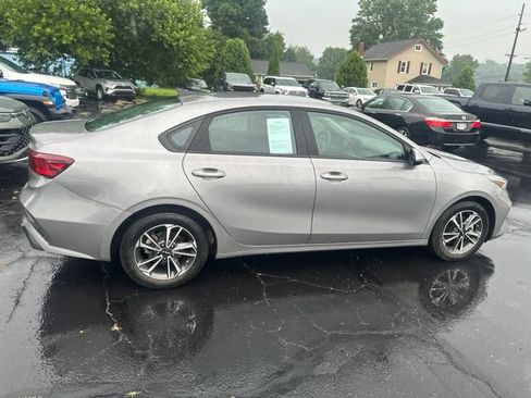 Used 2024 Kia Forte LXS FWD image 5