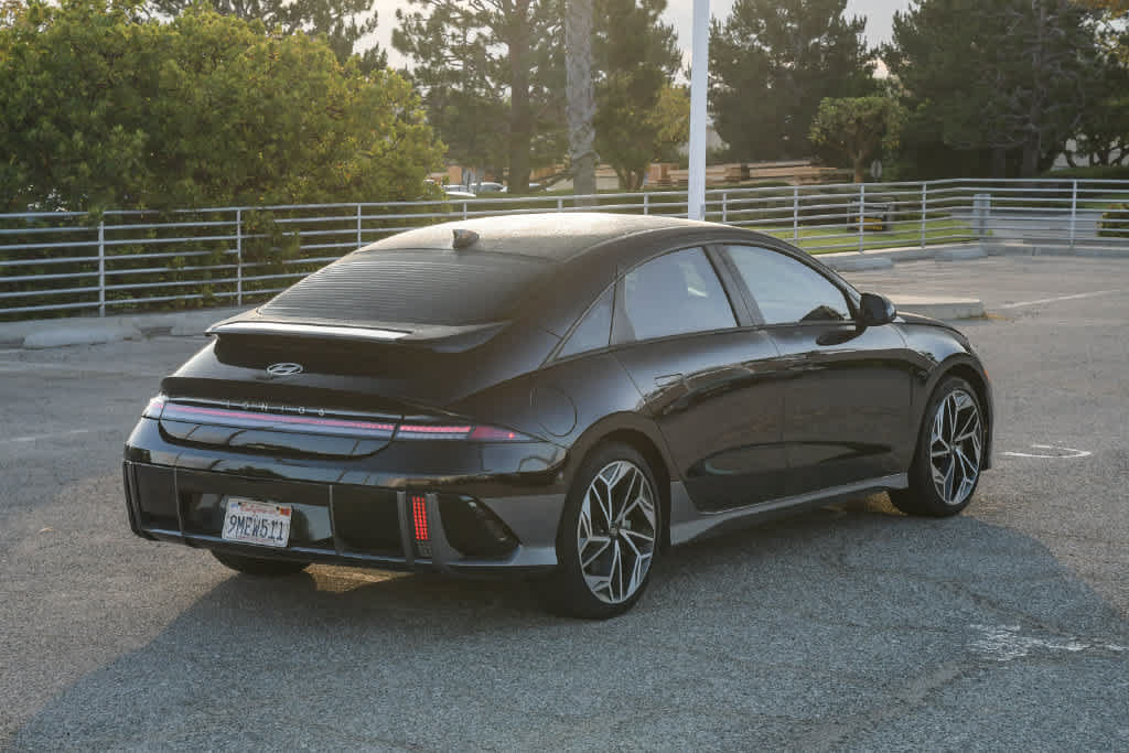 Used 2024 Hyundai Ioniq 6 SEL RWD image 9