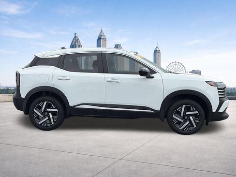 Used 2026 Nissan Kicks SV w/ Charging Package FWD image 6