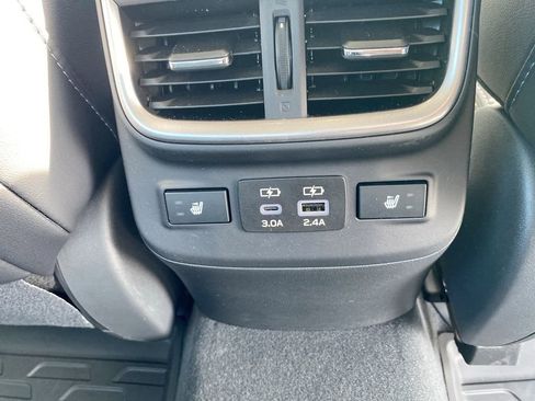 Certified 2025 Subaru Legacy Limited image 34