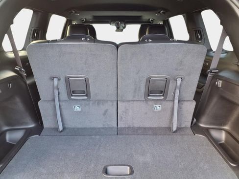 New 2025 Jeep Grand Cherokee L Altitude image 17