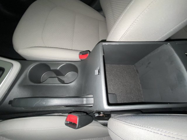 Used 2020 Hyundai Elantra SE FWD image 20