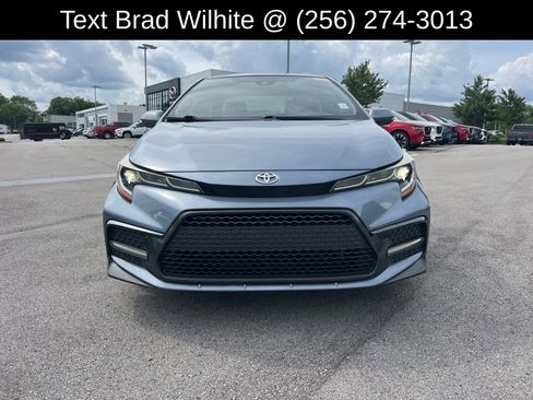 Used 2022 Toyota Corolla SE FWD image 2