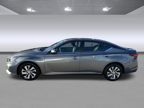 Used 2021 Nissan Altima 2.5 S w/ Driver Assist Package image 6