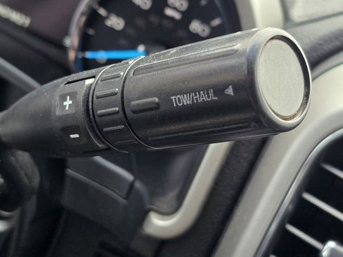 Used 2019 Ford F250 Lariat image 11