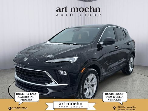 Used 2024 Buick Encore GX Preferred w/ Comfort Package image 1