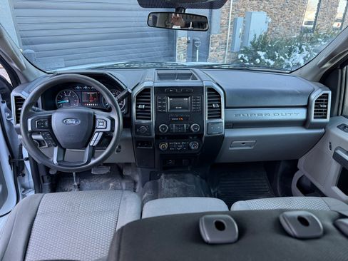 Used 2019 Ford F250 XLT image 9