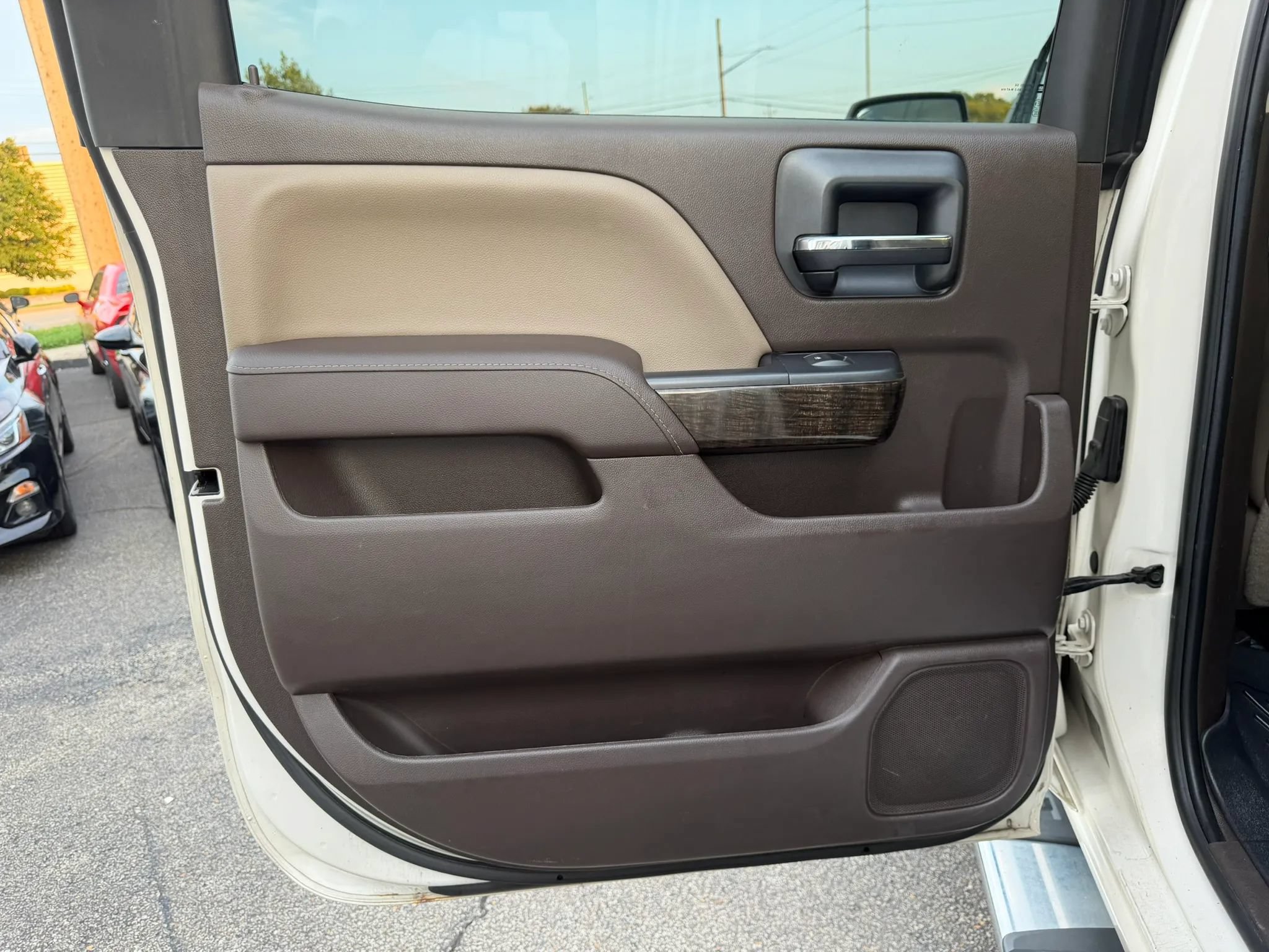Used 2015 GMC Sierra 1500 Denali AWD/4WD image 18