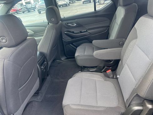 Used 2023 Chevrolet Traverse LT AWD/4WD image 20