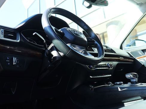 Used 2020 Audi Q5 2.0T Premium w/ Convenience Package image 41