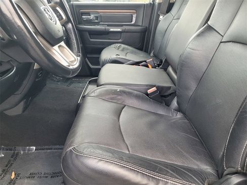 Used 2015 RAM 2500 Laramie w/ Cold Weather Group image 19