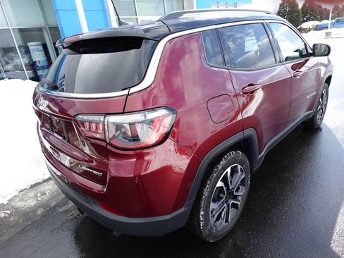 Used 2022 Jeep Compass Limited image 3