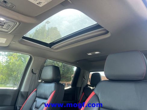 Used 2020 Chevrolet Silverado 1500 LT Trail Boss AWD/4WD image 15
