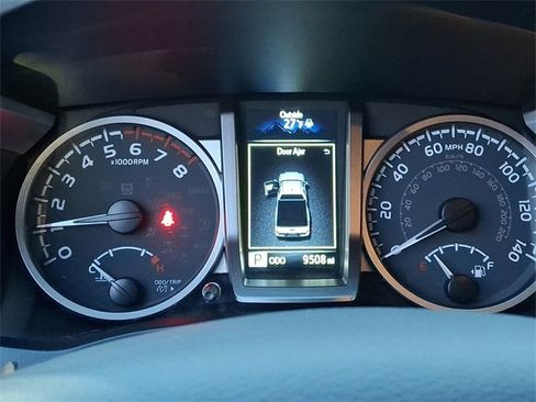 Certified 2023 Toyota Tacoma SR5 image 26