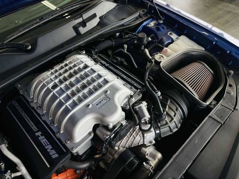 Used 2022 Dodge Challenger SRT Hellcat RWD image 23