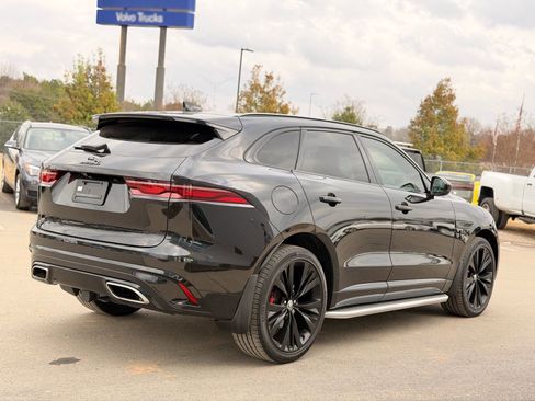 Used 2024 Jaguar F-PACE R-Dynamic S image 7