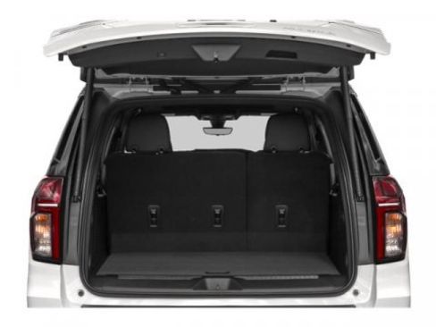 Used 2023 Chevrolet Suburban Premier image 11